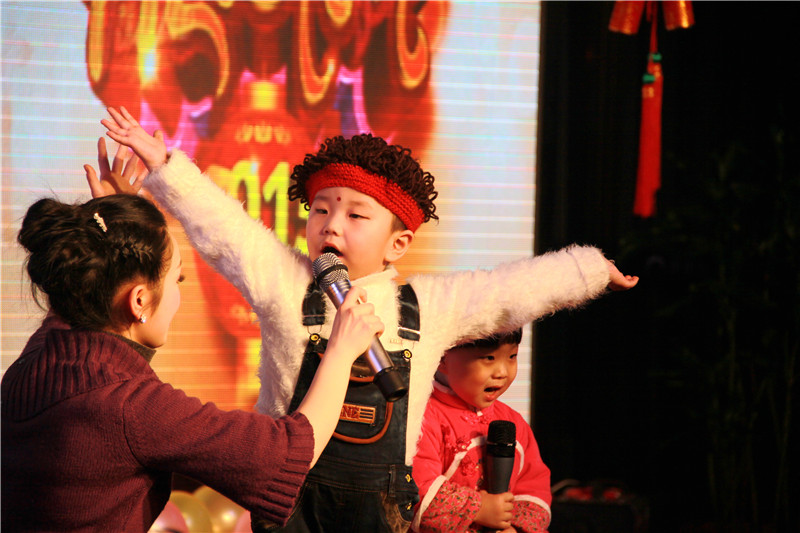 ����(ji��)(li��n)�g��(hu��)